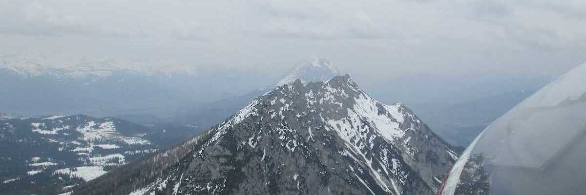 Flugwegposition um 13:11:19: Aufgenommen in der Nähe von Gemeinde Gröbming, 8962, Österreich in 2206 Meter